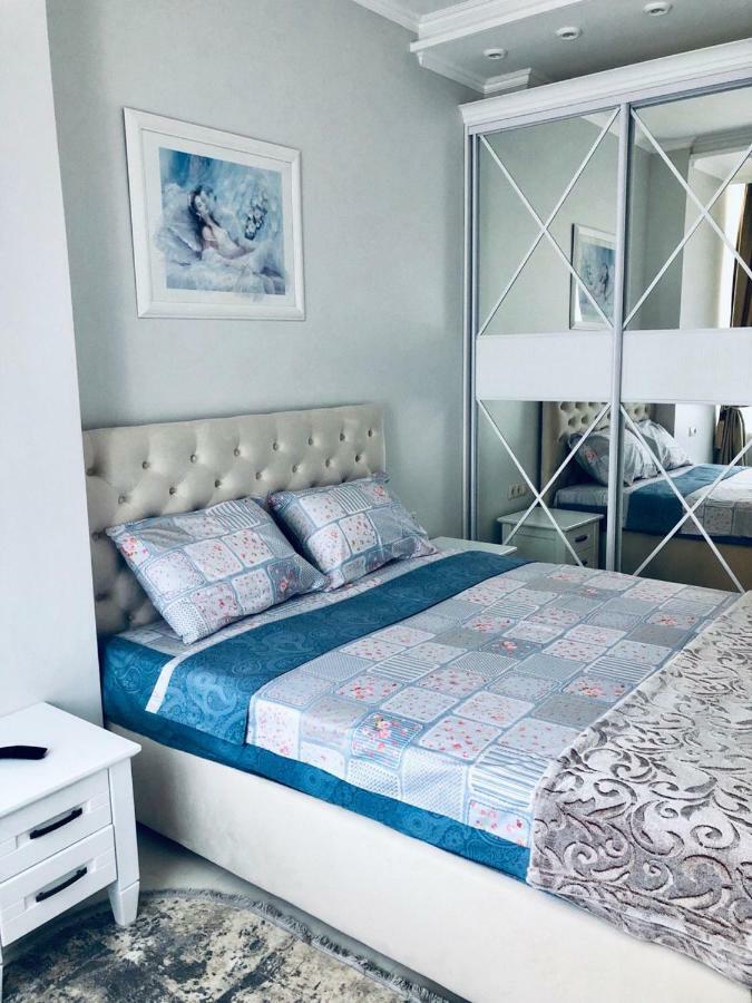 White Apartments In Arcadia أوديسا المظهر الخارجي الصورة